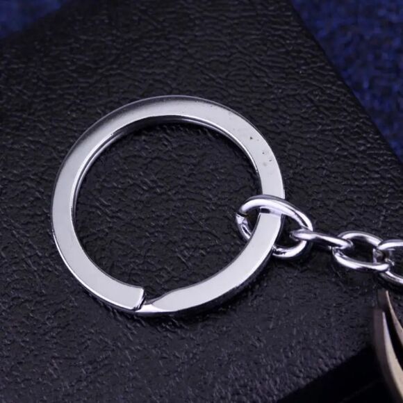 Marvel Avengers Silvertone‎ Metal Spiderman Keychain Charm Comics, Superhero - Picture 4 of 4